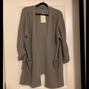 Grey - cardigan